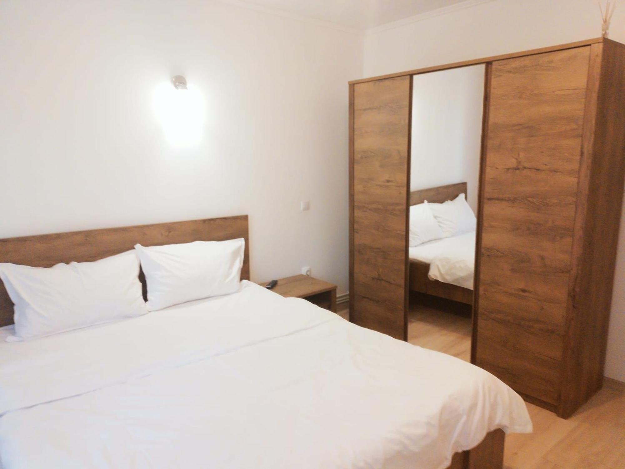 Gold Apartments Baia Mare Buitenkant foto
